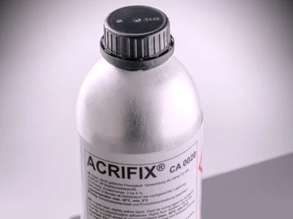 Katalyzátor ACRIFIX CA 0020 – Omniplast.cz